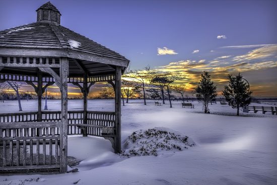 scopri il mondo dei gazebo: soluzioni eleganti e funzionali per il tuo spazio esterno. perfetti per giardini, terrazze e eventi, i gazebo offrono riparo e stile in ogni stagione.